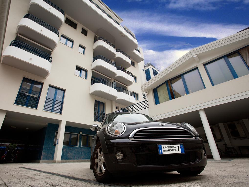 Lacroma Aparthotel Grado Exteriér fotografie