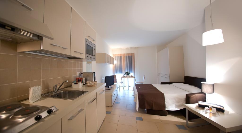 Lacroma Aparthotel Grado Pokoj fotografie